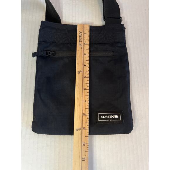 Dakine Jive Crossbody Bag Black - Picture 4 of 10